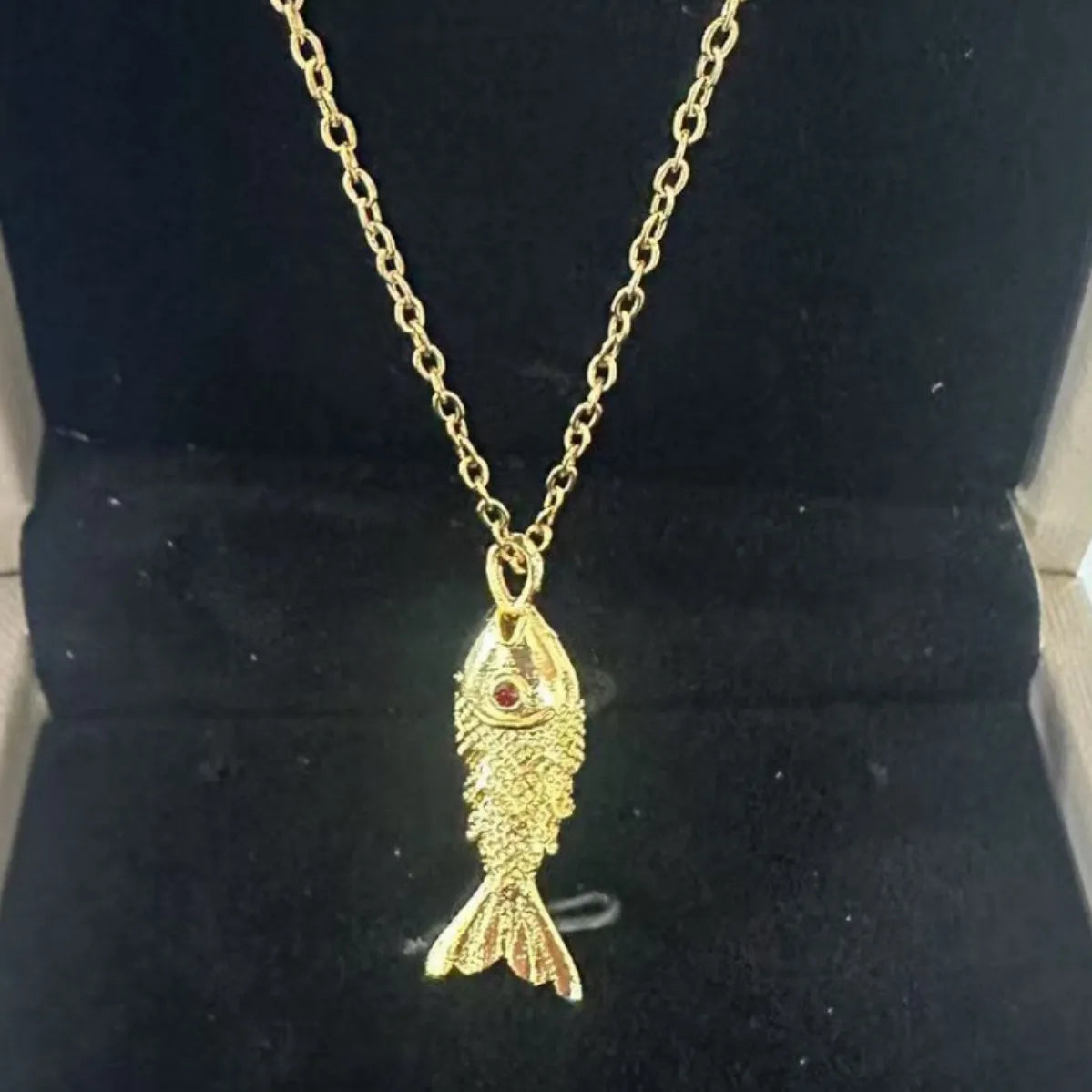 Exquisite Retro Fish Scale Texture Gold Color Stainless Steel Koi Carp Little Fish Pendant Necklace for Women Cute Jewelry Gifts
