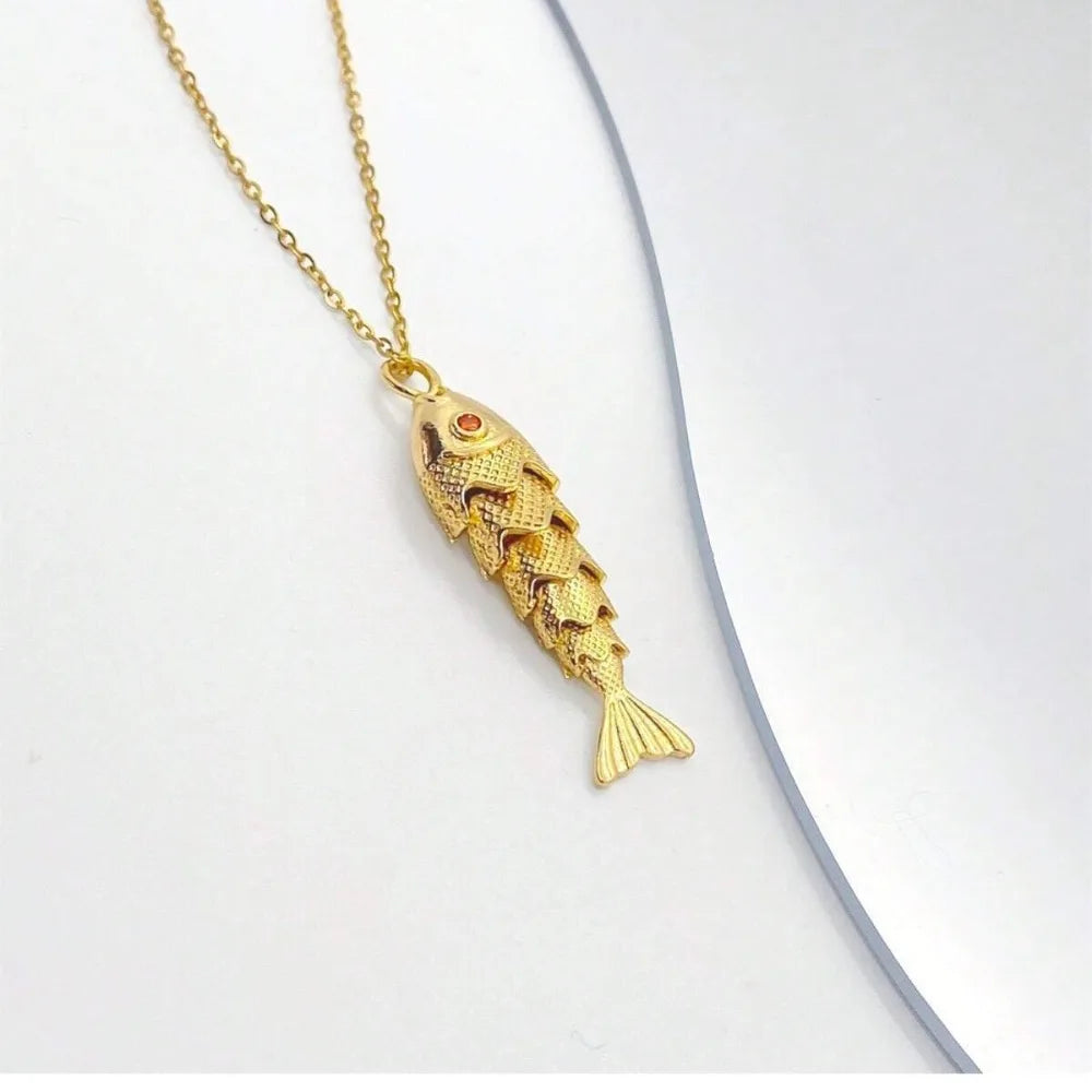 Exquisite Retro Fish Scale Texture Gold Color Stainless Steel Koi Carp Little Fish Pendant Necklace for Women Cute Jewelry Gifts